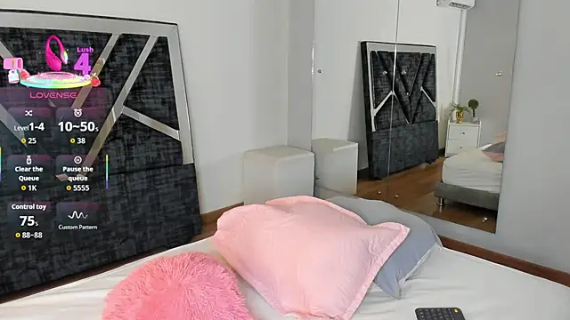 Jonness Isa  online show from 09.18.25