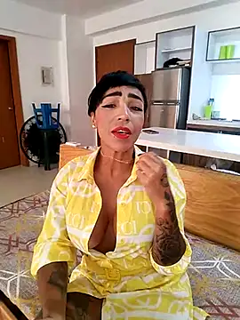 Alison fitness online show from 02.26.25