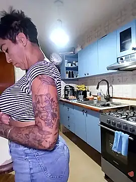 Alison fitness online show from 01.11.26