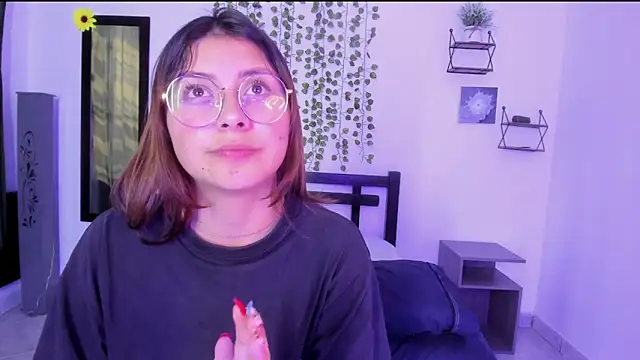 Noellesable online show from 12.24.24