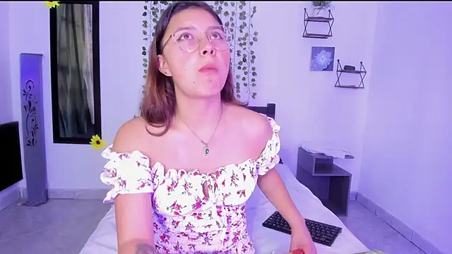 Noellesable online show from 12.29.24