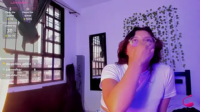 Noellesable online show from 02.28.25