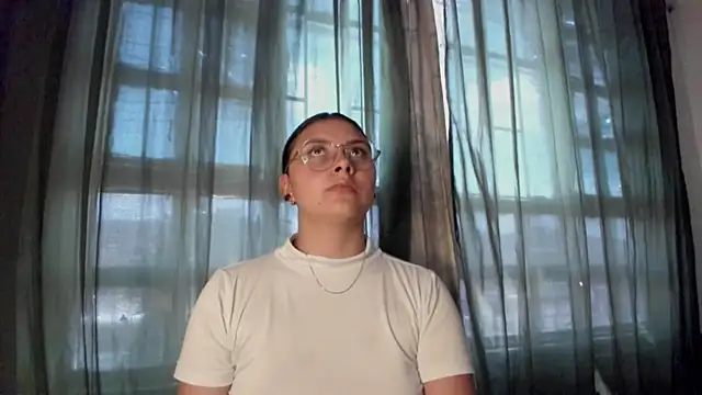 Noellesable online show from 11.22.25