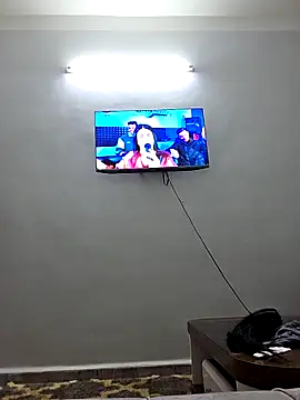 Snapshot of big_yoyo chatting on 12.17.25 big yoyo online show from 12.17.25