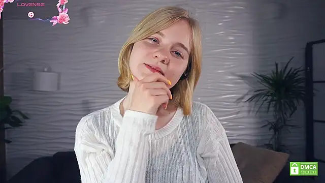 OdelinaFicken online show from 10.22.25