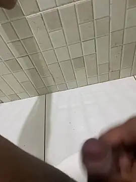 Snapshot of rodrigo21Cm_ chatting on 01.25.25 rodrigo21Cm online show from 01.25.25