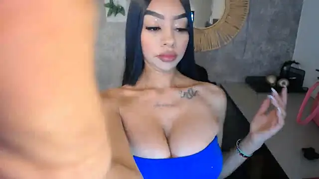 Tiffanny online show from 01.16.25