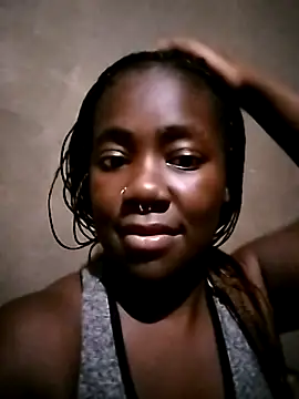 Snapshot of MelaninSexyDoll chatting on 01.14.25 MelaninSexyDoll online show from 01.14.25