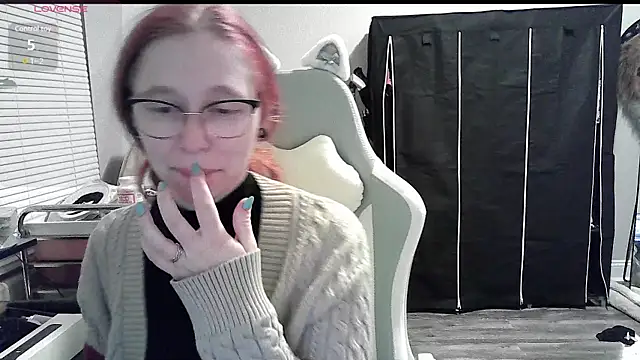 LilyFoxxx online show from 01.12.25