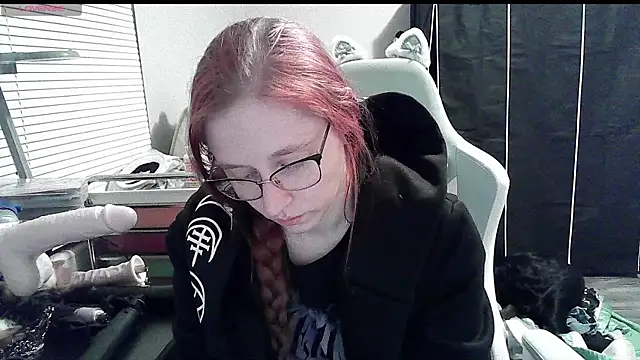 Snapshot of LilyFoxxx chatting on 01.17.25 LilyFoxxx online show from 01.17.25