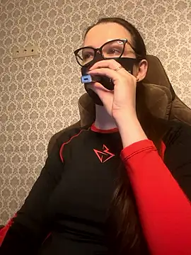 MoonKseni online show from 12.04.24