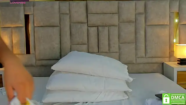 valtira nova online show from 03.29.26