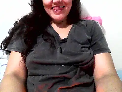 Snapshot of escritorasafada chatting on 02.18.25 escritorasafada online show from 02.18.25