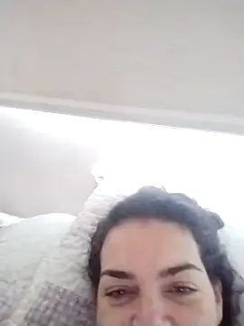 Snapshot of escritorasafada chatting on 09.23.25 escritorasafada online show from 09.23.25