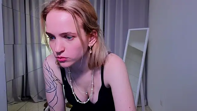 lolly pie online show from 12.03.24