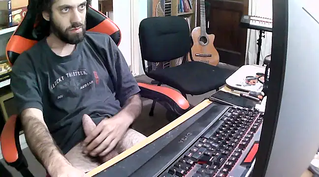 Snapshot of johnwood88 chatting on 02.17.25 johnwood88 online show from 02.17.25