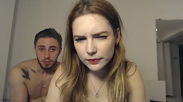 Snapshot of cloesweetdreams chatting on 02.14.25 cloesweetdreams online show from 02.14.25