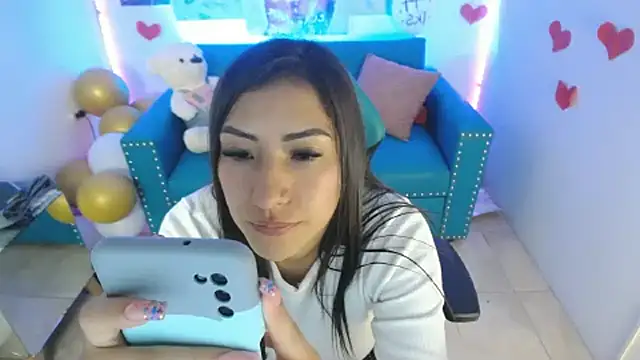 Snapshot of Sofi_hot_4m chatting on 03.05.25 Sofi hot 4m online show from 03.05.25