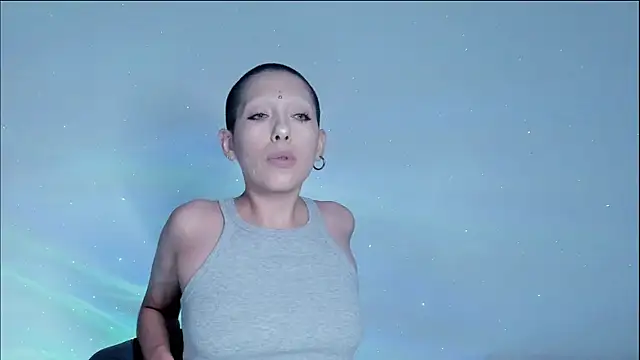 Snapshot of lnxmst chatting on 02.07.25 lnxmst online show from 02.07.25