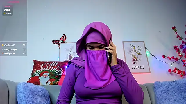 Snapshot of saray_halam chatting on 12.21.24 saray halam online show from 12.21.24