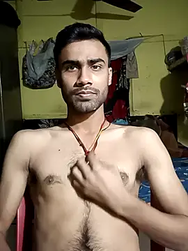 Snapshot of Skinny_Bigass_23 chatting on 01.04.25 Skinny Bigass 23 online show from 01.04.25