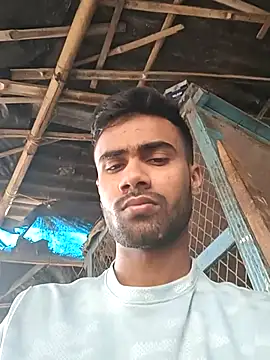 Snapshot of Skinny_Bigass_23 chatting on 02.20.25 Skinny Bigass 23 online show from 02.20.25