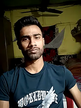 Snapshot of Skinny_Bigass_23 chatting on 03.11.25 Skinny Bigass 23 online show from 03.11.25