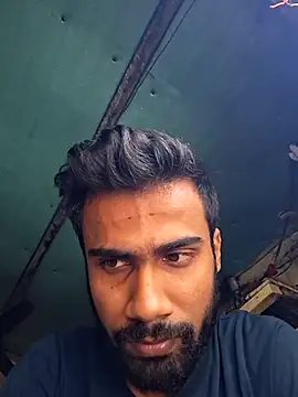 Snapshot of Skinny_Bigass_23 chatting on 11.11.25 Skinny Bigass 23 online show from 11.11.25