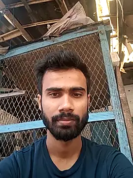 Snapshot of Skinny_Bigass_23 chatting on 11.12.25 Skinny Bigass 23 online show from 11.12.25