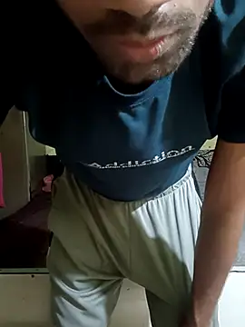 Snapshot of Skinny_Bigass_23 chatting on 05.16.26 Skinny Bigass 23 online show from 05.16.26