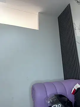 Aaliyah Salma online show from 04.29.26