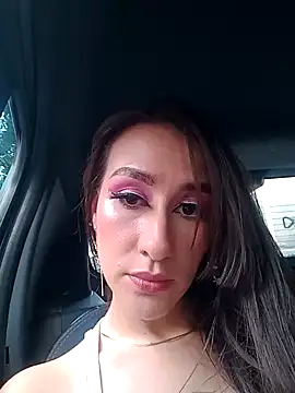 Snapshot of Catalinna_Thompson chatting on 01.16.25 Catalinna Thompson online show from 01.16.25