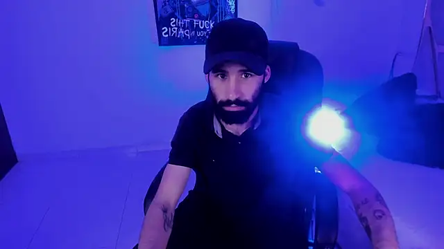 Snapshot of dominick_ahiryy chatting on 01.15.25 dominick ahiryy online show from 01.15.25