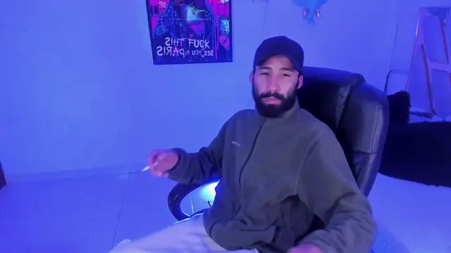 Snapshot of dominick_ahiryy chatting on 01.15.25 dominick ahiryy online show from 01.15.25