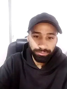 Snapshot of dominick_ahiryy chatting on 02.03.25 dominick ahiryy online show from 02.03.25