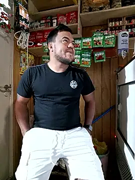 Snapshot of TheBriiaand30 chatting on 01.09.26 TheBriiaand30 online show from 01.09.26