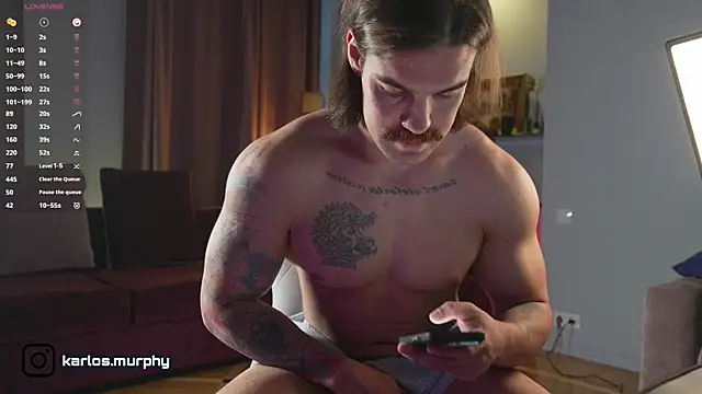 Snapshot of Karlos_Ripped_ chatting on 12.15.25 Karlos Ripped online show from 12.15.25