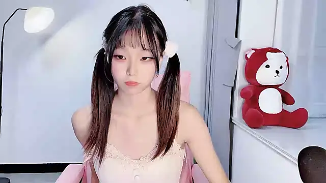 Z-long online show from 10.20.25