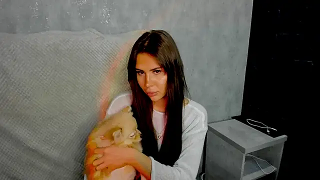 Snapshot of SuraMune chatting on 11.26.25 SuraMune online show from 11.26.25