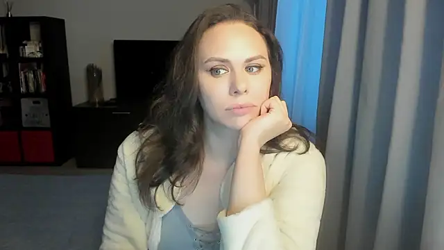 MollyCheiz online show from 01.19.26