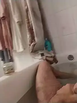 kisandgioni online show from 10.29.25