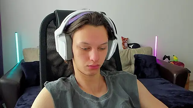 Ostin meow online show from 02.25.26