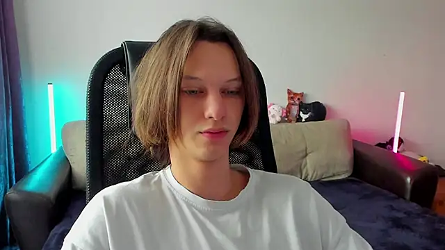 Ostin meow online show from 04.12.26