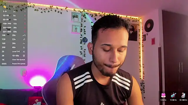 Raf brunette online show from 01.06.25