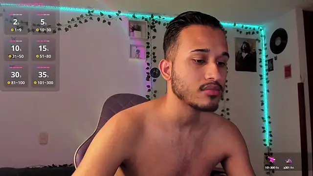 Raf brunette online show from 02.26.25