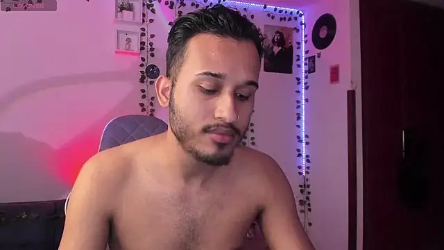 Raf brunette online show from 03.11.25