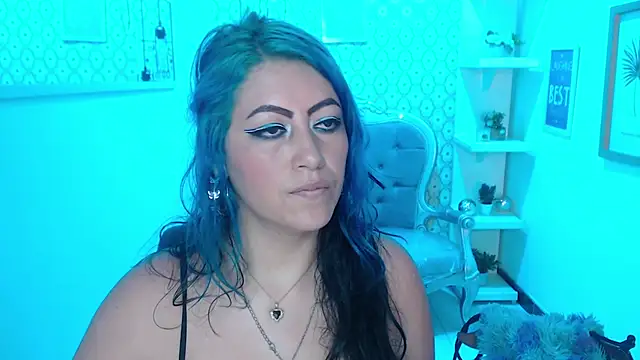 scarleth blue online show from 03.18.25