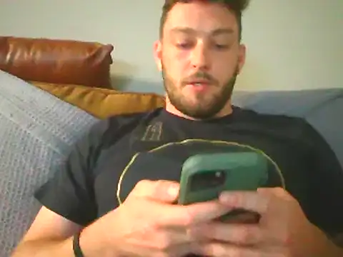 Snapshot of rickyslick123 chatting on 10.31.25 rickyslick123 online show from 10.31.25