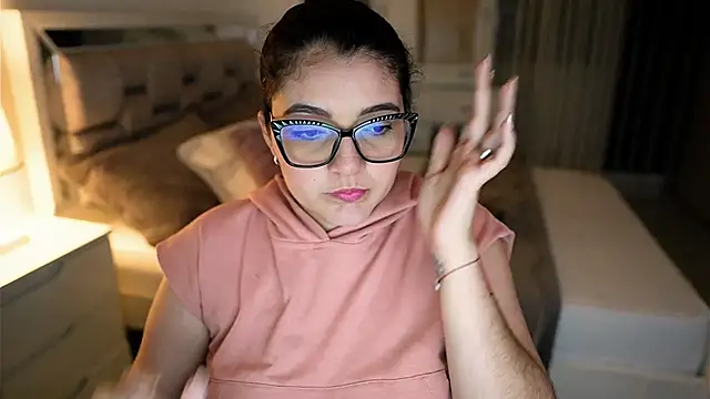 Camilaa bueno online show from 10.16.25