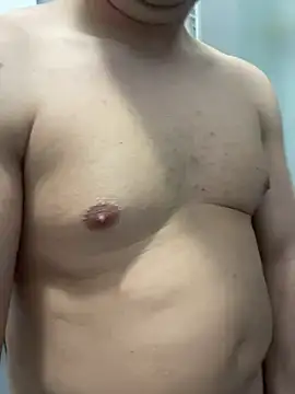 Tratto bianco002 online show from 12.30.24